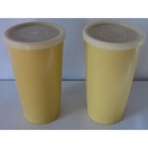 Vintage Tupperware Cups #873 Set of 2 with Lids Harvest Gold Yellow 12 Ounce